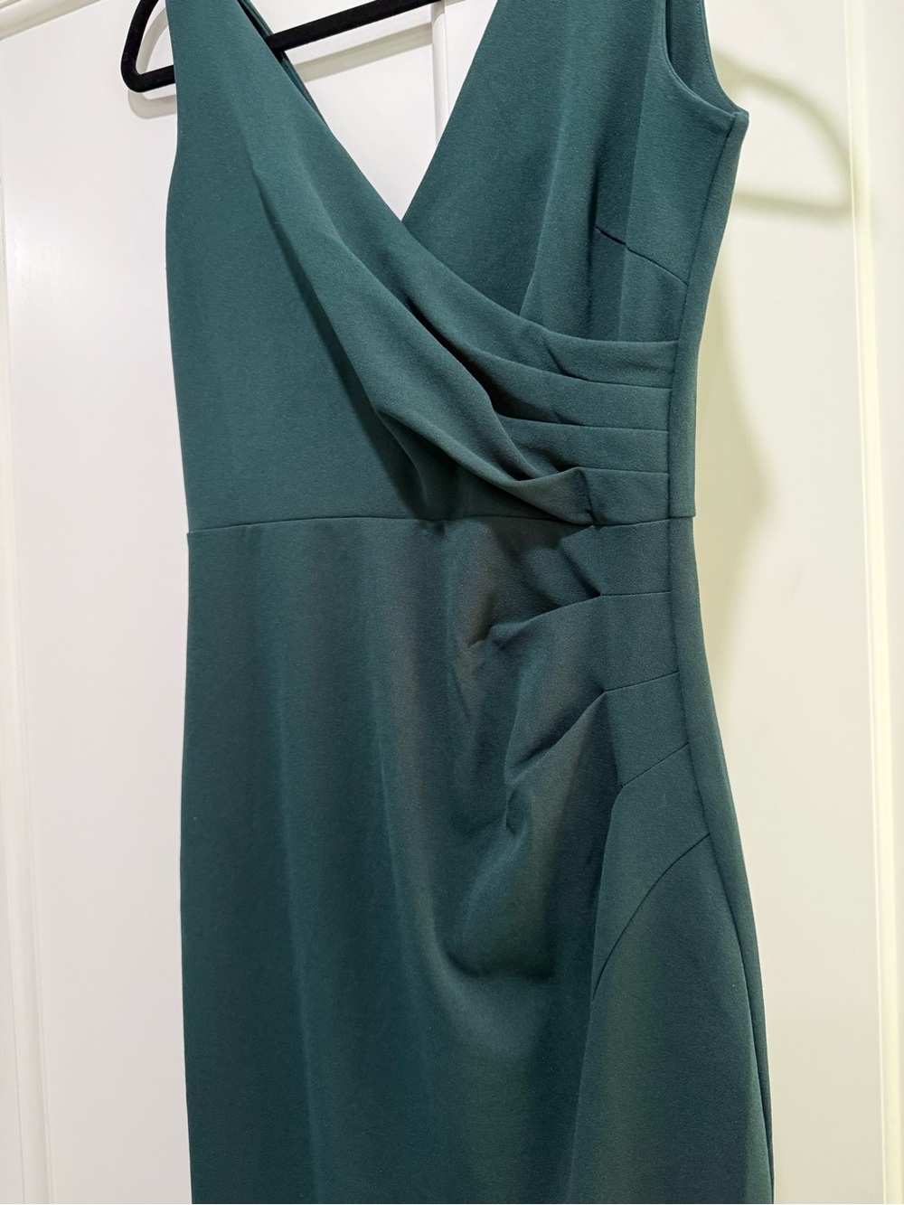 Sleeveless Green V-Neck Draped Women’s Dress